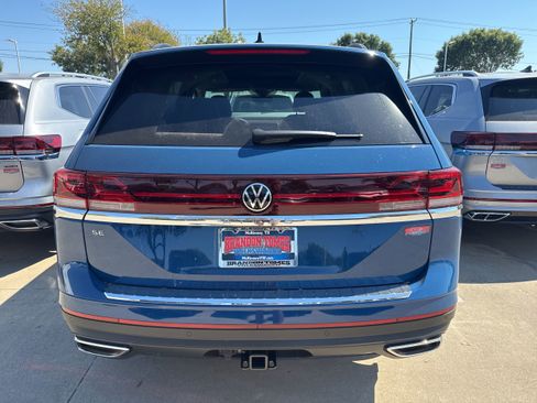 New 2026 Volkswagen Atlas SE image 5