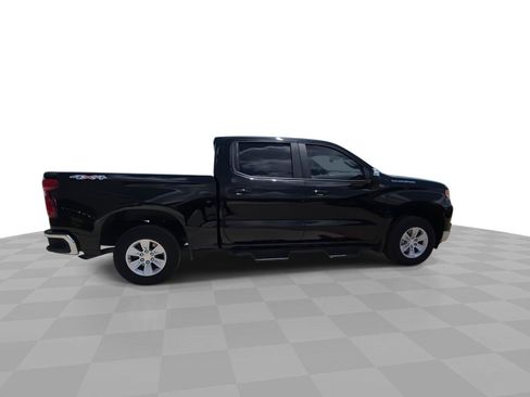 Used 2023 Chevrolet Silverado 1500 LT AWD/4WD image 9