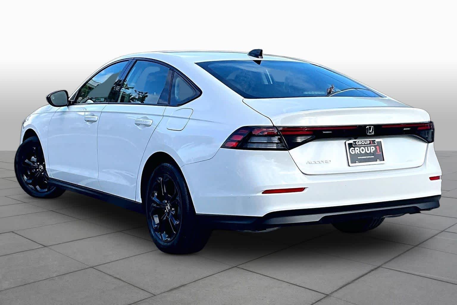 Certified 2025 Honda Accord SE image 12