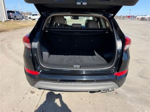 Used 2018 Hyundai Tucson Limited w/ Ultimate Package 02 image 5