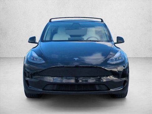 Used 2022 Tesla Model Y Performance image 2