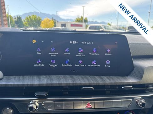 Used 2024 Kia Telluride SX Prestige w/ Towing Package AWD/4WD image 25