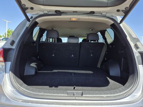 Used 2023 Hyundai Santa Fe SEL image 21