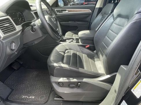 Used 2019 Volkswagen Atlas SEL Premium image 14