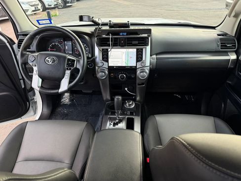 Used 2024 Toyota 4Runner SR5 Premium w/ Moonroof Package AWD/4WD image 19