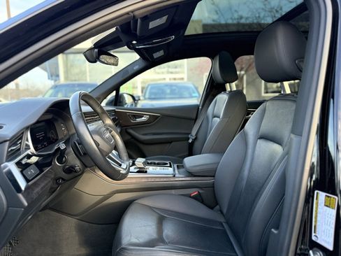 Used 2021 Audi Q7 2.0T Premium Plus w/ Executive Package image 15