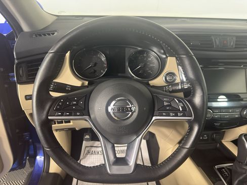 Used 2020 Nissan Rogue SV AWD/4WD image 22