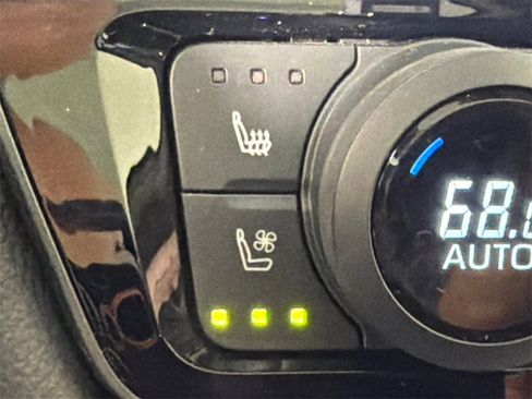 Used 2024 Toyota Grand Highlander Platinum image 32