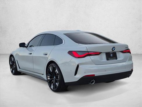 New 2026 BMW 430i w/ Premium Package RWD image 8