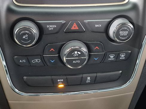 Used 2015 Jeep Grand Cherokee Laredo w/ Quick Order Package 23E image 18