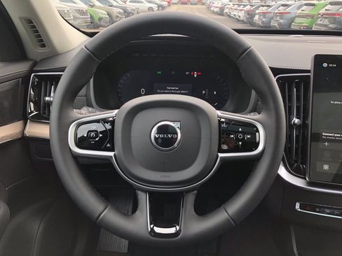 New 2026 Volvo XC90 B6 Plus w/ Protection Package Premier AWD/4WD image 18