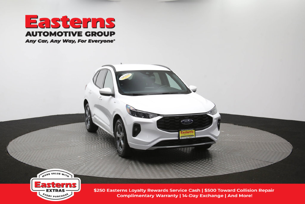 Used 2023 Ford Escape ST-Line Select AWD/4WD image 51