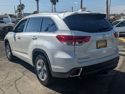 Used 2017 Toyota Highlander Limited image 6