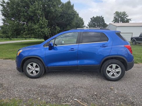 Used 2015 Chevrolet Trax LT FWD image 7
