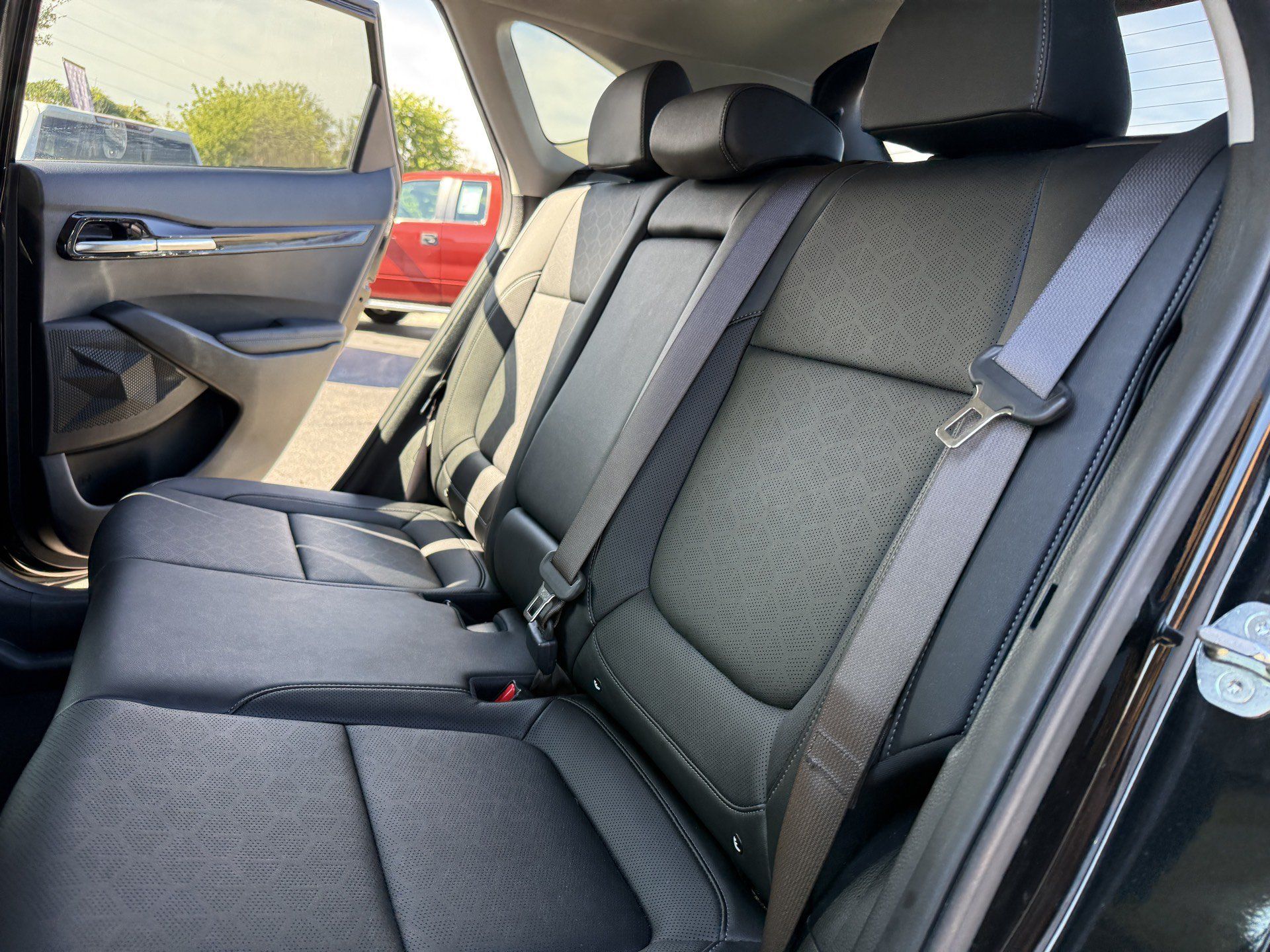 Used 2024 Kia Seltos SX AWD/4WD image 29