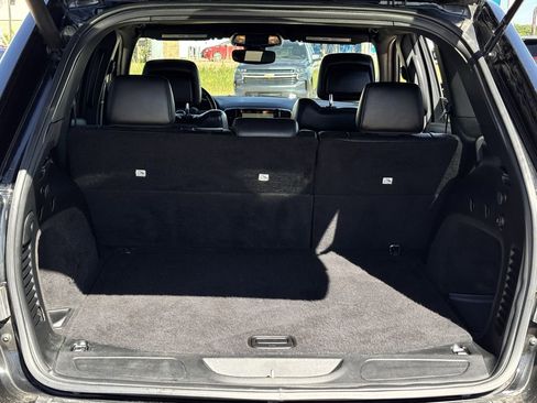 Used 2019 Jeep Grand Cherokee Altitude RWD image 26