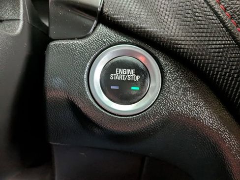 Used 2023 Chevrolet Equinox RS FWD image 22
