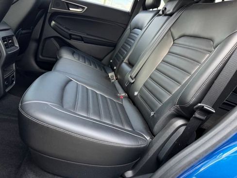 Used 2023 Ford Edge SEL w/ Convenience Package AWD/4WD image 9