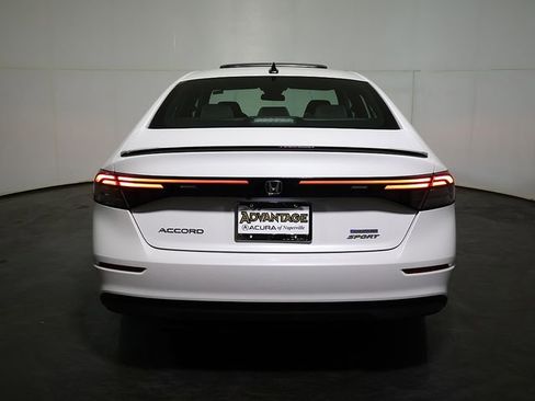 Used 2024 Honda Accord Sport image 10