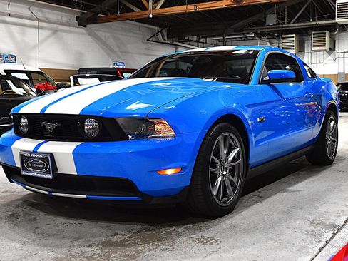 Used 2012 Ford Mustang GT Premium w/ Brembo Brake Pkg RWD image 3