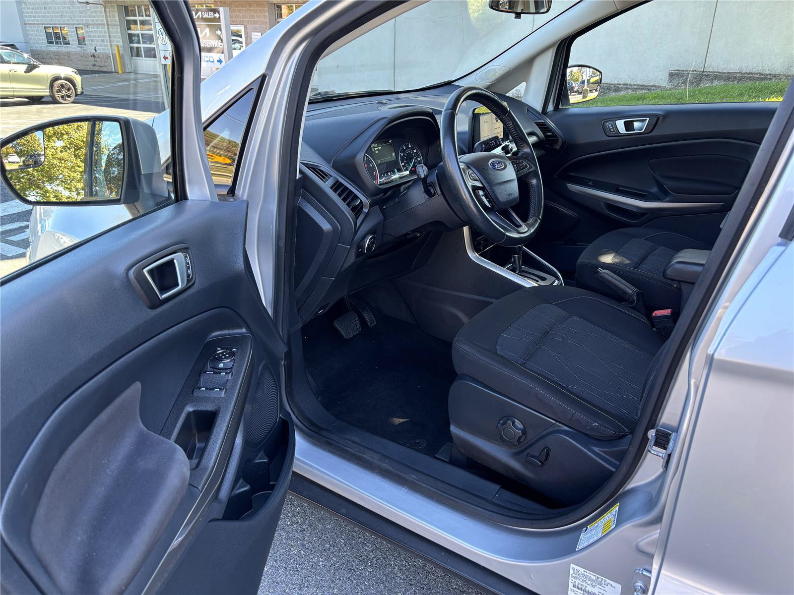 Used 2018 Ford EcoSport SE FWD image 10