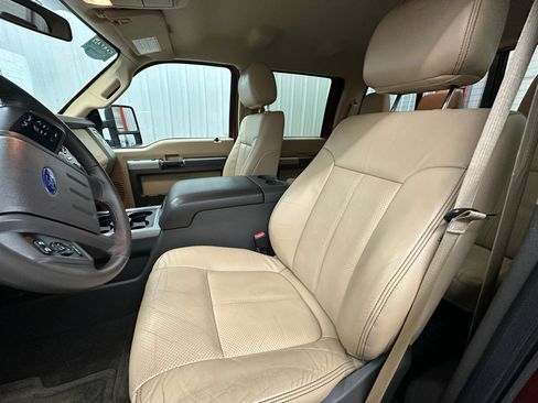 Used 2014 Ford F350 Lariat w/ Lariat Interior Package image 40