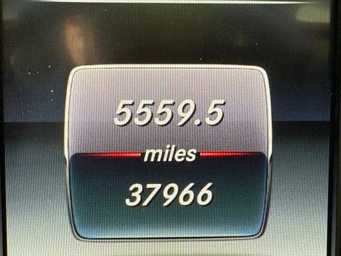 Used 2015 Mercedes-Benz C 300 4MATIC Sedan image 14