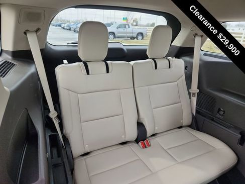 Used 2020 Ford Explorer Platinum w/ Premium Technology Package image 30