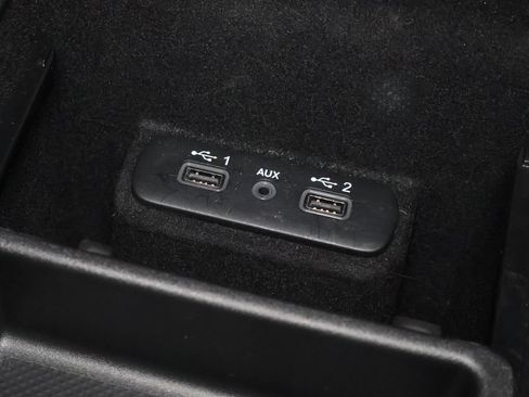 Used 2020 Dodge Charger SXT AWD/4WD image 32