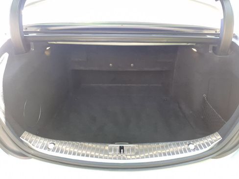 Used 2017 Mercedes-Benz S 550 4MATIC Sedan image 29