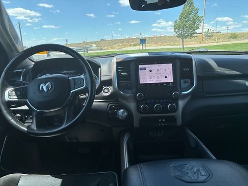 Used 2022 RAM 1500 Laramie AWD/4WD image 12