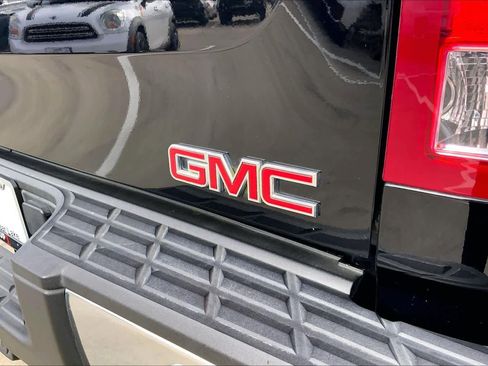 Used 2013 GMC Sierra 1500 SLE image 29