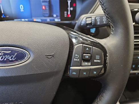 Used 2024 Ford Escape Active w/ Cold Weather Package image 18