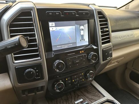 Used 2017 Ford F350 Lariat AWD/4WD image 28