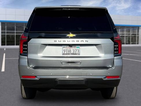 Certified 2025 Chevrolet Suburban LS AWD/4WD image 6