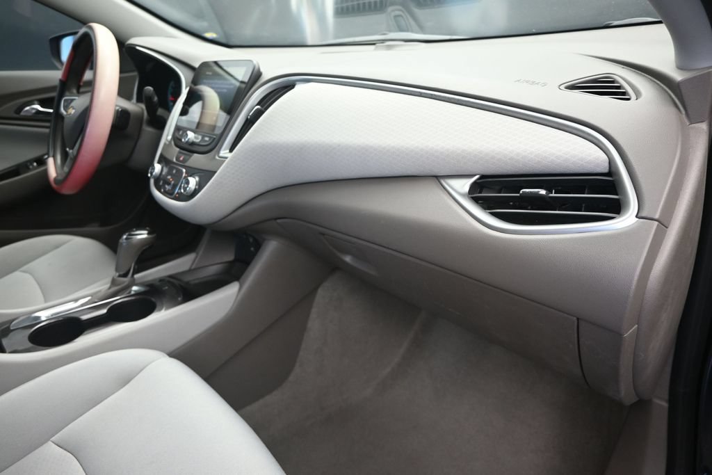 Certified 2019 Chevrolet Malibu LS FWD image 23