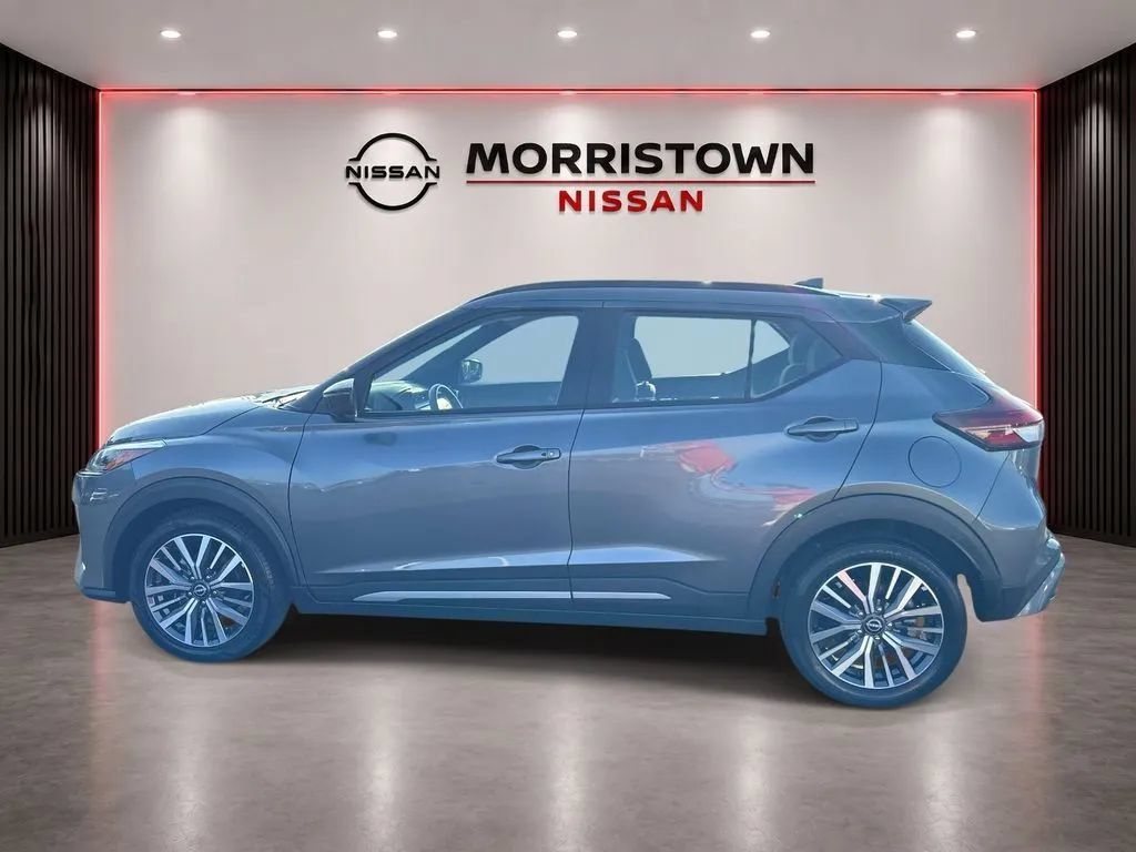 Used 2024 Nissan Kicks SR FWD image 4