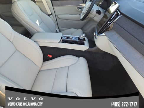 New 2026 Volvo XC90 B6 Ultra image 13