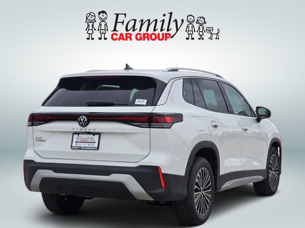 New 2026 Volkswagen Tiguan S FWD image 4