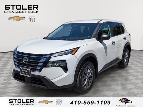 Used 2024 Nissan Rogue S AWD/4WD image 1