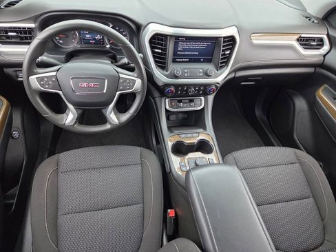 Used 2023 GMC Acadia SLE w/ Driver Convenience Package FWD image 8