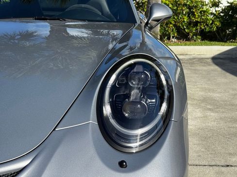 Used 2018 Porsche 911 GT3 image 16