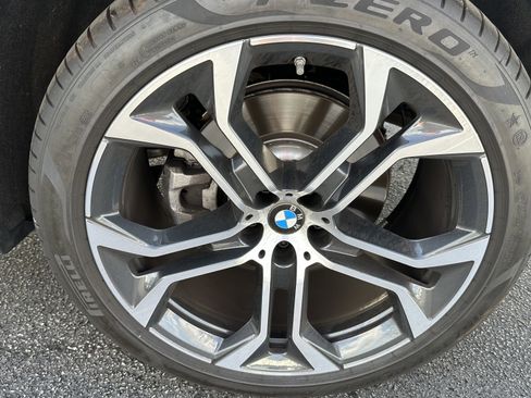 Used 2026 BMW X5 xDrive40i image 13