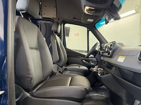 New 2026 Mercedes-Benz Sprinter 2500 image 13