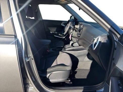 Certified 2024 Kia Soul LX w/ Option Group 015 image 11