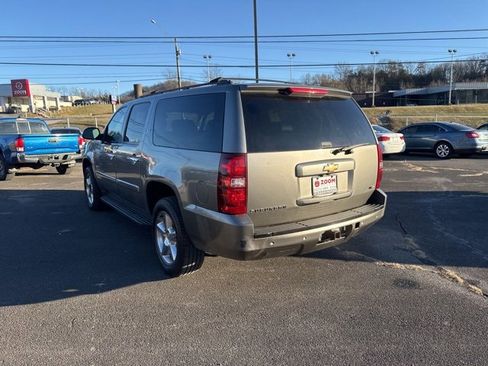 Used 2007 Chevrolet Suburban LTZ w/ LTZ Preferred Equipment Group image 6