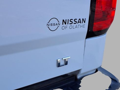 Used 2017 Chevrolet Silverado 1500 LT w/ All Star Edition image 21