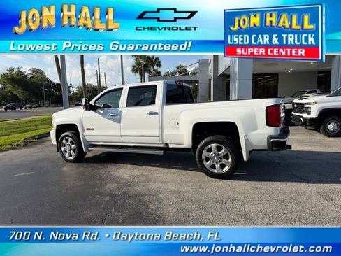 Used 2019 Chevrolet Silverado 2500 LTZ w/ Duramax Plus Package AWD/4WD image 5