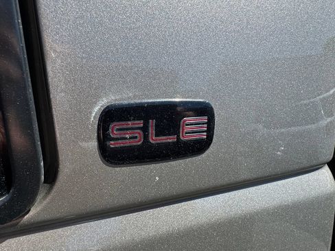 Used 2000 GMC Sierra 2500 4x4 Extended Cab HD w/ SLE Marketing Option Pkg 3 image 23