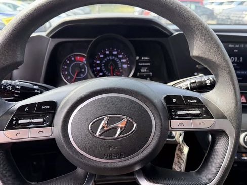 Used 2021 Hyundai Elantra SE FWD image 29